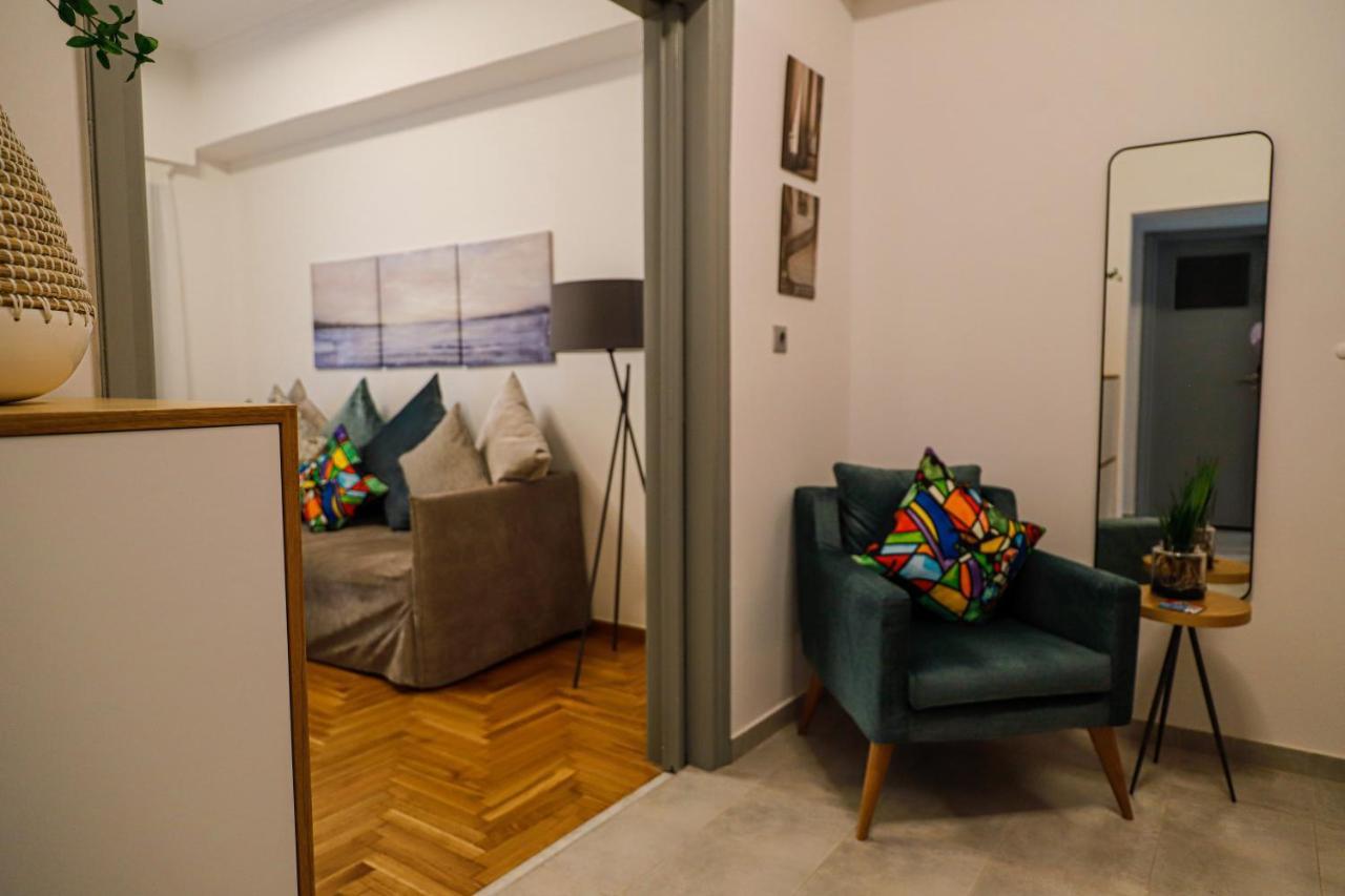 Newly Renovated Apartment 7 Min Walk From Acropolis Athen Exterior foto