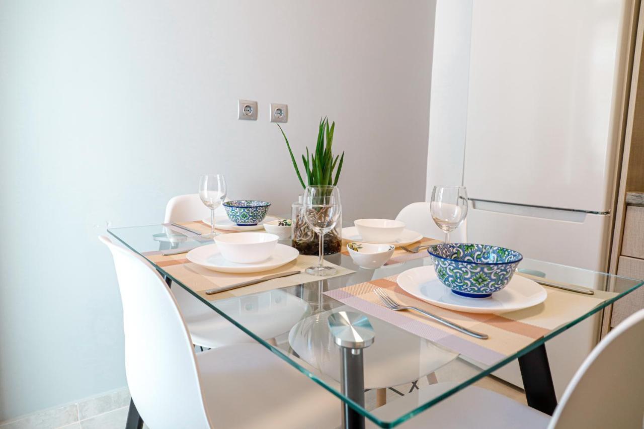 Newly Renovated Apartment 7 Min Walk From Acropolis Athen Exterior foto